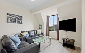 East Perth Apartment With Free Wi-Fi And Parking